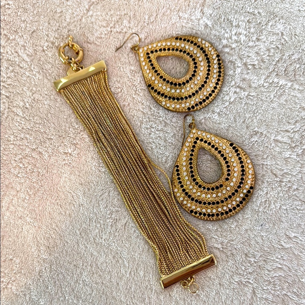 Elegant Gold and Black Jewelry Set